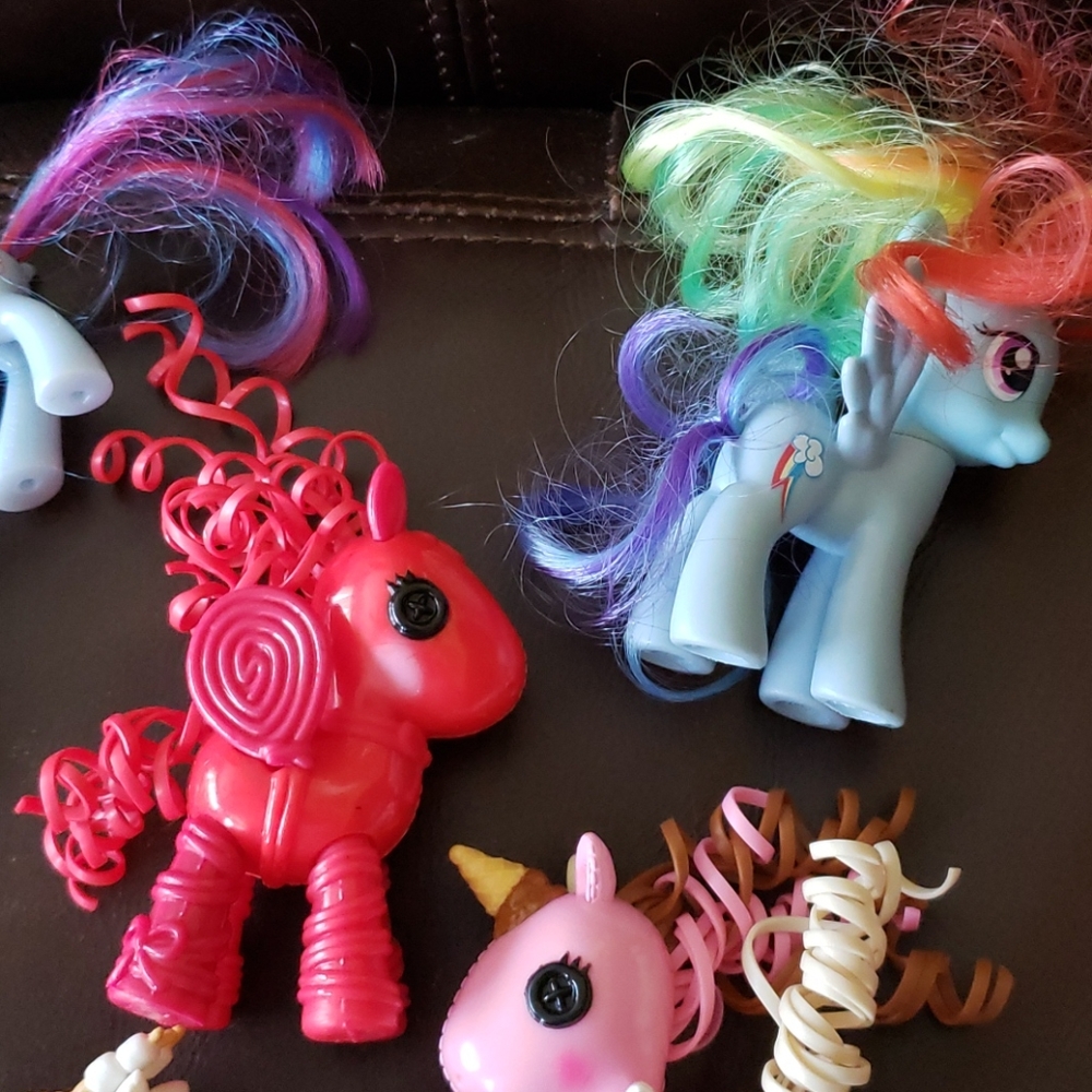 Toys - Picture 5 of 6